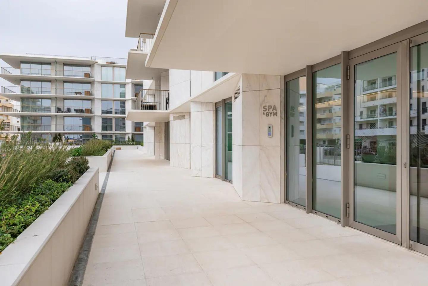 Bayline- Beachfront And Pool Armação de Pêra 외부 사진
